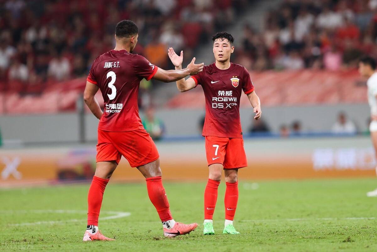 od体育直播-关于上海上港客场大胜青岛黄海，豪取六连胜的信息