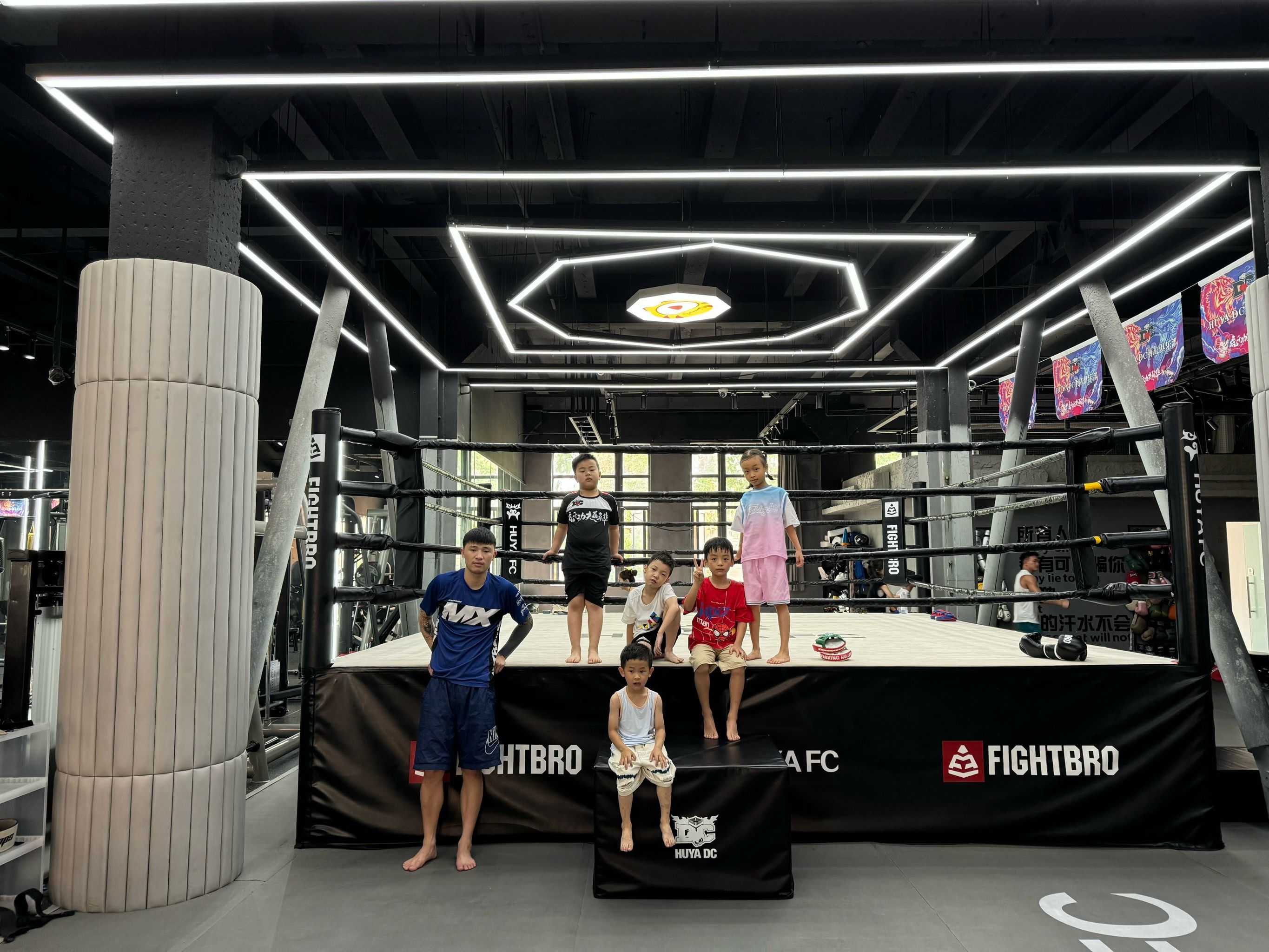 od体育活动-热血搏击，胜败不分强者胜出的简单介绍